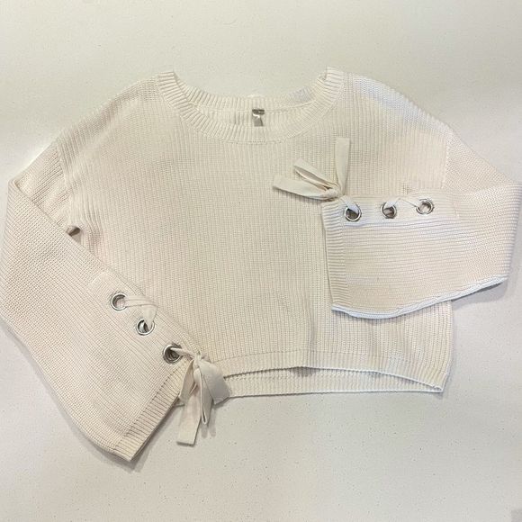 Sweaters - Womens white sweater, S